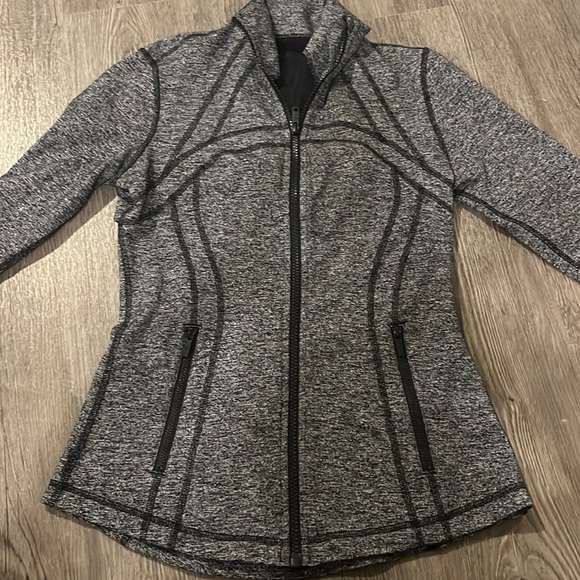 Lululemon Heathered Black Define Jacket! - Picture 2 of 5